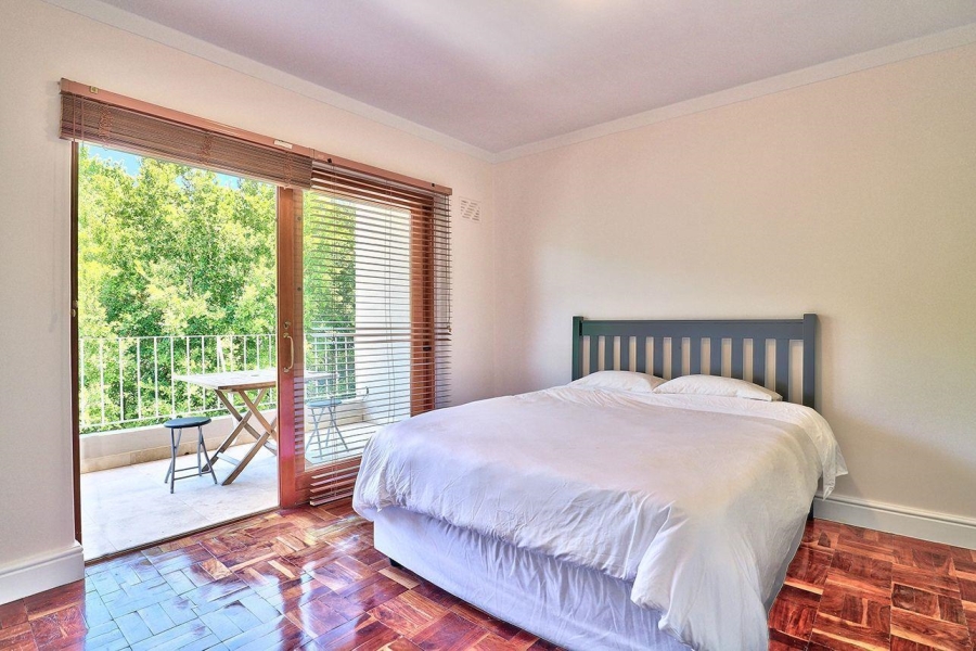 To Let 2 Bedroom Property for Rent in Gardens Western Cape